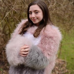 Meet your Posher, Mya